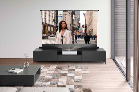LEICA CINE 1 The Art of Home Cinema