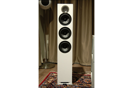 Serie ELAC Reference